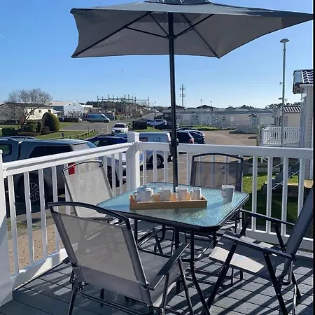 Holiday home Sea La Vie Cayton