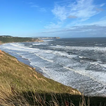 Sea La Vie Cayton